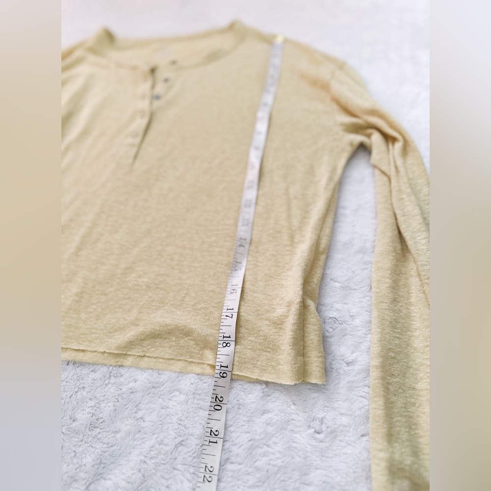 AERIE Oversized Linen Blend Baby Yellow Ling Sleeve Henley Top - Picture 7 of 7
